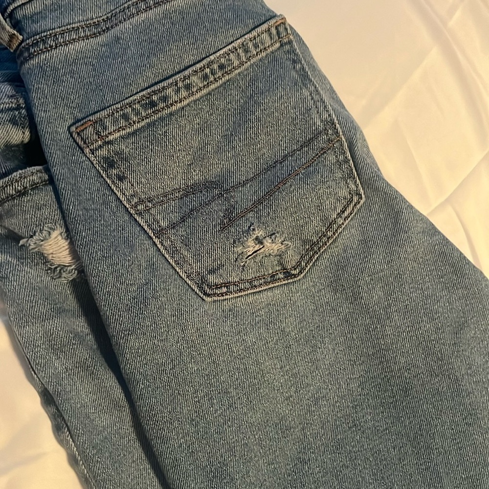 American eagle mom jeans